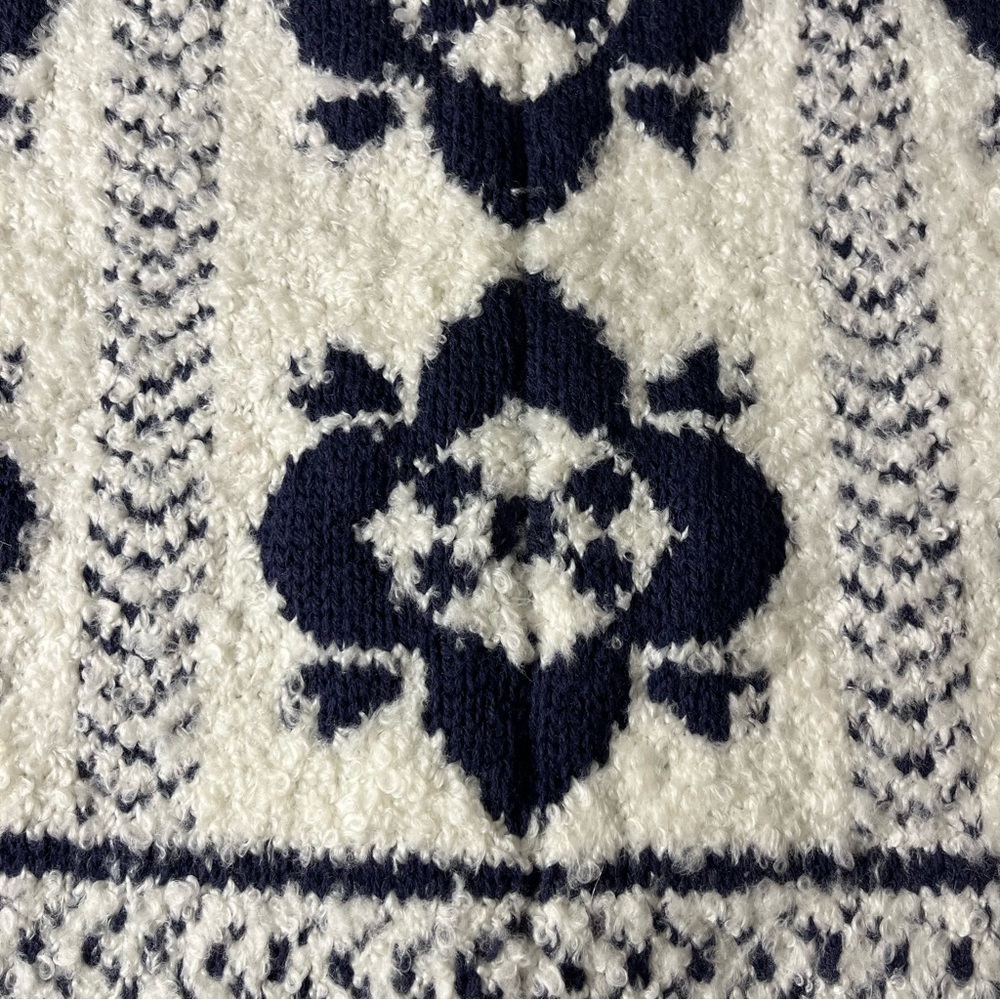 Gap Half Zip Fluffy Knit Wool Blend Poncho
 Sz XS/S Oversized - Picture 5 of 9